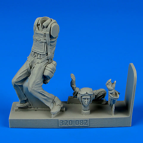 AEROBONUS 320082 1/32 U.S. Marines Pilot WWII - Pacific theatre