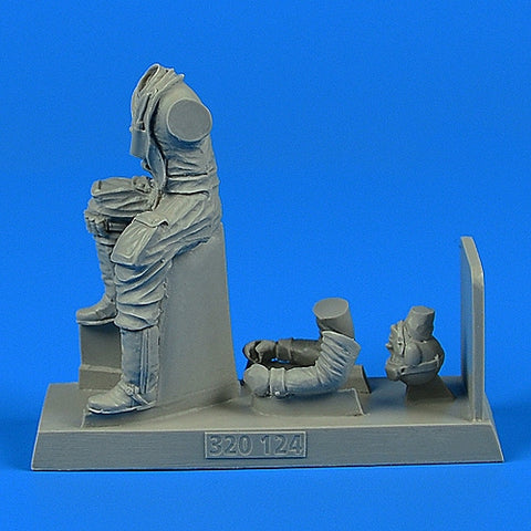 AEROBONUS 320124 1/32 German Luftwaffe Pilot WWII with life jacket for Bf 109 (For HAS/EDU/REV/TRU)