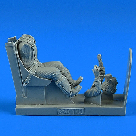 AEROBONUS 320131 1/32 US NAVY WWII Pilot with seat for F4U Corsair (For TRUMPETER)