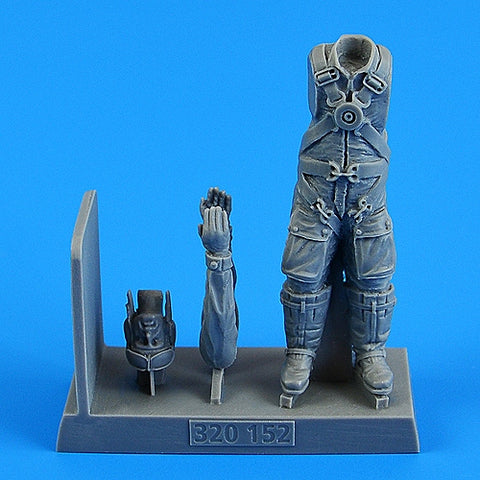 AEROBONUS 320152 1/32 Luftwaffe WWII Pilot with a parachute