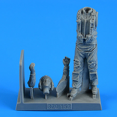 AEROBONUS 320153 1/32 US NAVY Combat Pilot