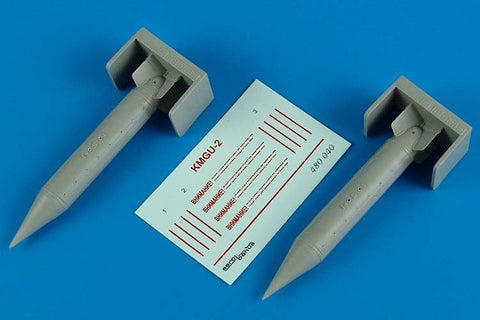 AEROBONUS 480040 1/48 KMGU-2 Russian submunition dispencers