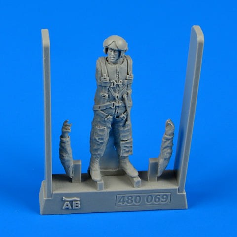 AEROBONUS 480069 1/48 Soviet naval air force Pilot (AV-MF) 1975 - 1983