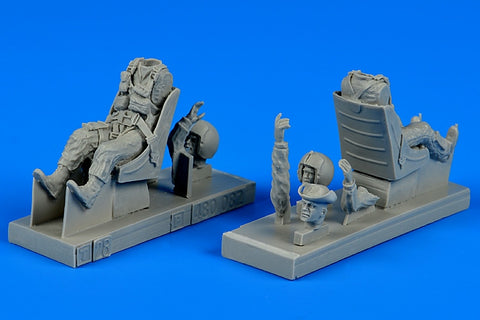 AEROBONUS 480082 1/48 U.S.A.F. Pilot & Instructor with seats for T-28B Trojan Vietnam