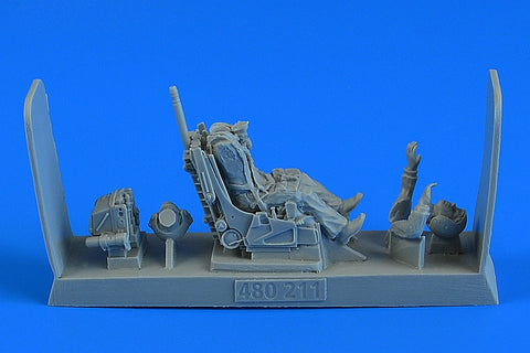AEROBONUS 480211 1/48 Soviet Fighter Pilot with ej. Seat for Su-27 Flanker (early, late v.) (For ACA/HB/EDU/KITECH)