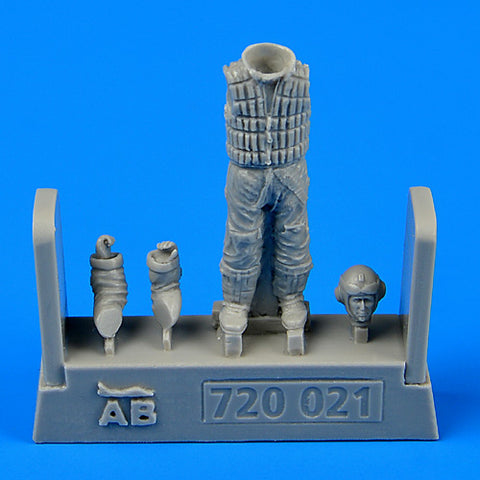 AEROBONUS 720021 1/72 German Luftwaffe Pilot WWII with life jacket