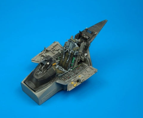 Aires 2040 1/32 F-16C Fighting Falcon cockpit set (For ACADEMY)