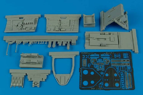 Aires 2107 1/32 Kawasaki Ki 61-I cockpit set (For HASEGAWA)