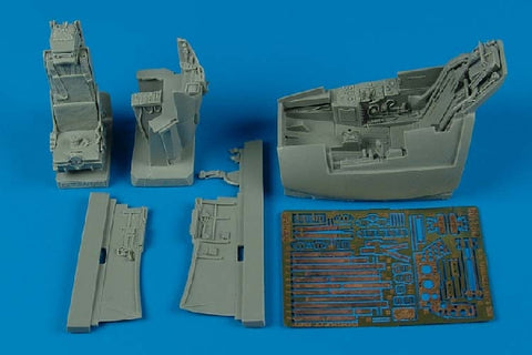 Aires 2108 1/32 BAE Lightning F.1A/F.3 cockpit set (For TRUMPETER)