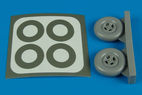 Aires 2128 1/32 Spitfire Mk. IX wheels & paint masks