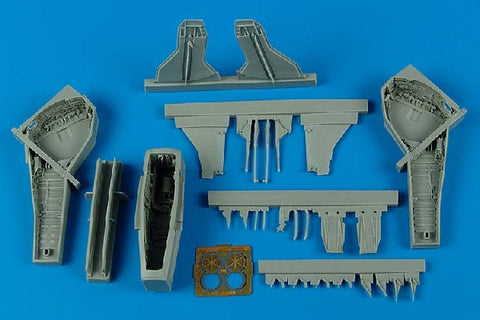 Aires 4380 1/48 F-105D Thunderchief wheel bays (For HOBBY BOSS)
