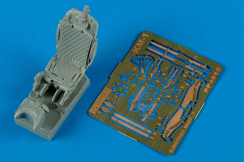 Aires 4513 1/48 KM-1 ejection seat - (for MiG-21, MiG-23, …)