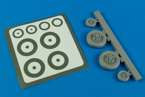 Aires 4589 1/48 F-100 Super Sabre wheels & paint masks (For TRUM/MONOG)