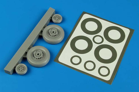 Aires 4593 1/48 S2F Tracker wheels & paint masks (For KINETIC)