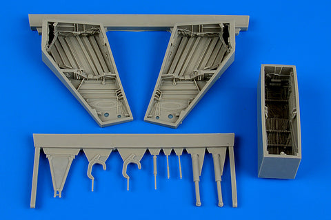 Aires 4646 1/48 F-101A/C Voodoo wheel bay (For KITTY HAWK)