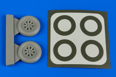Aires 4649 1/48 F4U-5 Corsair wheels & paint masks (For HOBBY BOSS)