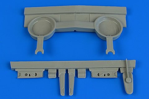 Aires 4724 1/48 P-40B wheel bay (For AIRFIX)