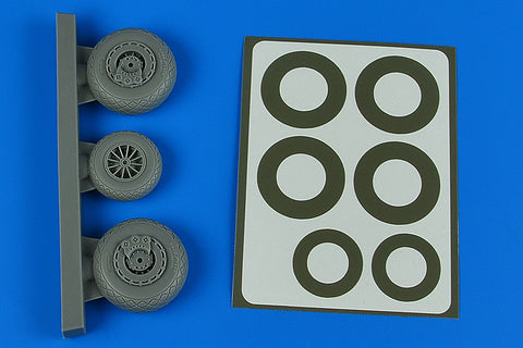 Aires 4873 1/48 B-26K Invader wheels & paint masks - late - Diamond Pattern (For ICM)