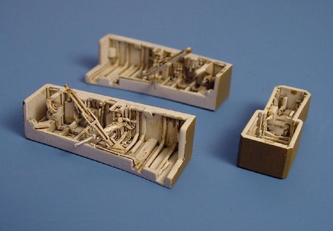 Aires 7082 1/72 Panavia Tornado IDS wheel bays (For REVELL)
