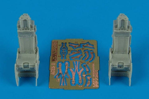 Aires 7261 1/72 ACES II ejection seat - (late version)