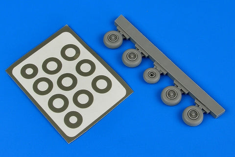 Aires 7300 1/72 Sepecat Jaguar wheels & paint masks