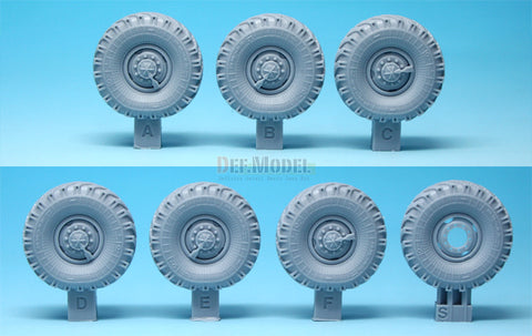DEF Model DW35060 1/35 Russian URAL-4320 Truck / BM21 Sagged Wheel set (for Trumpeter 1/35)