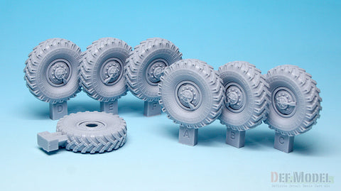 DEF Model DW35060 1/35 Russian URAL-4320 Truck / BM21 Sagged Wheel set (for Trumpeter 1/35)