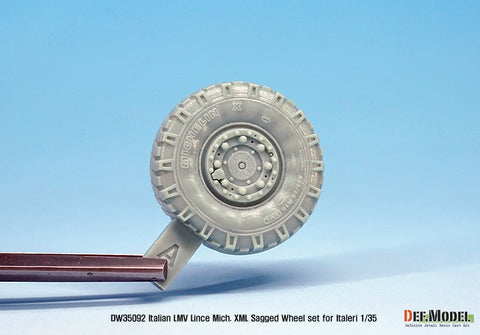 DEF Model DW35092 1/35 Italian LMV Lince "XML" Sagged Wheel set (for Italeri 1/35)