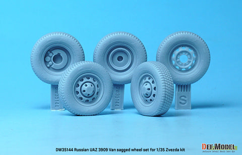 DEF Model DW35144 1/35 Russian UAZ 3909 Van sagged wheel set (for Zvezda 1/35)