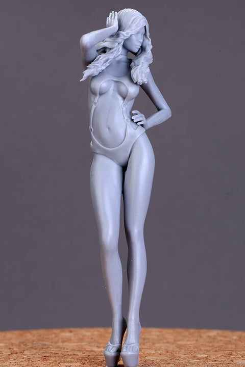Hobby Design HD03-0434 1/24 Showgirl (Resin + Photo-etched parts)