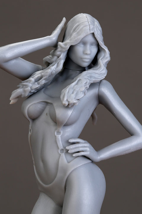 Hobby Design HD03-0434 1/24 Showgirl (Resin + Photo-etched parts)