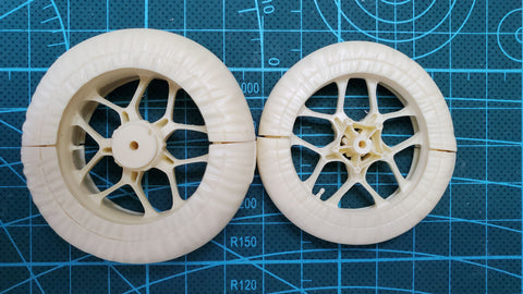 Khaled Model Q001 1/12 Tamiya 14133 Tire Warmers for R1M