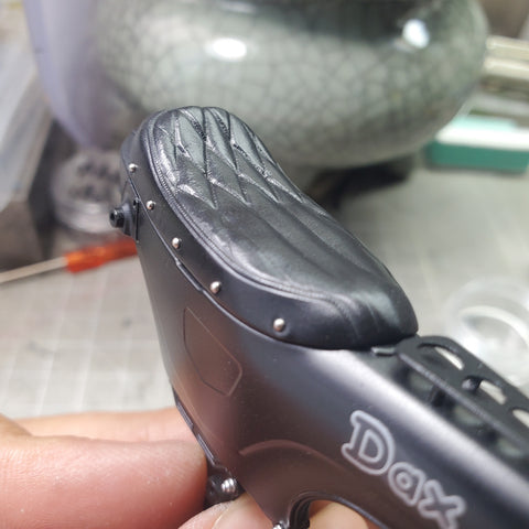Khaled Model Q003 1/12 Seat for Honda Dax125 (for Tamiya)