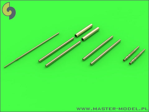 MASTER AM-32-064 1/32 Fw 190 A6 armament set (MG 17 barrel tips, MG 151 barrels, MG 151 fairings) & Pitot Tube
