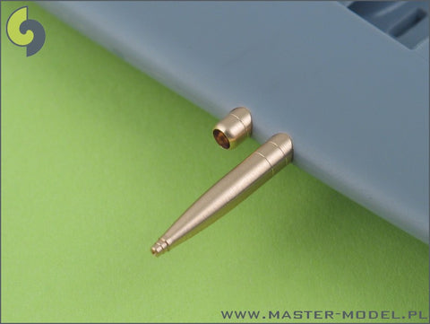 MASTER AM-48-006 1/48 Supermarine Spitfire E wing late - Hispano 20mm & .50cal in fairings (two versions)