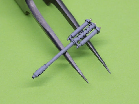 MASTER AM-48-125 1/48 AH-64 Apache - M230 Chain Gun barrel (30mm), Pitot Tubes and tail antenna (resin, PE and turned parts)