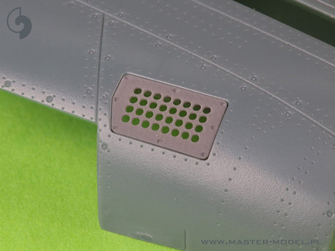 MASTER AM-48-186 1/48 P-51 Mustang - carburator air filter cover - standard holed type (for Eduard)
