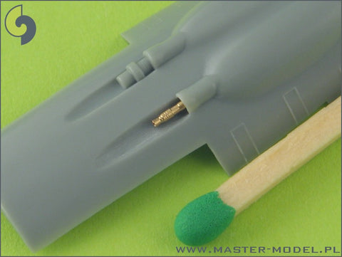 MASTER AM-72-014 1/72 Fw 190 A7, A8 armament set (MG 131, MG 151 barrel tips) & Pitot Tube