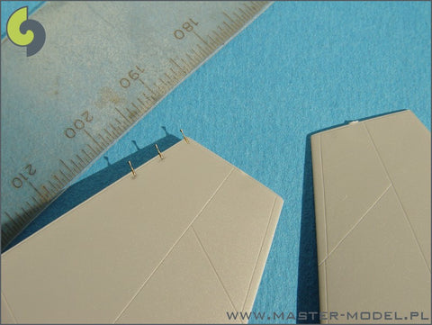 MASTER AM-72-093 1/72 Static dischargers - type used on modern Sukhoi jets (Su-27, Su-30, Su-33, Su-34 and other) (12pcs+2spare)