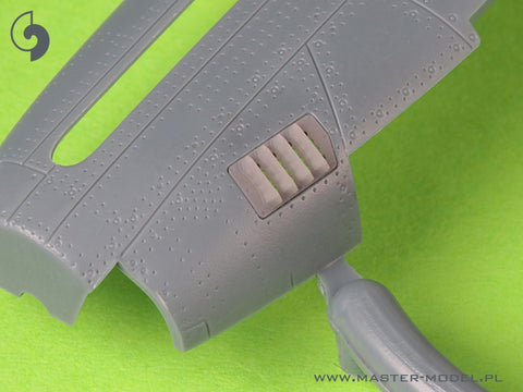 MASTER AM-72-176 1/72 P-51 Mustang - carburator air filter cover - RAF louvred type - version B (for Eduard)