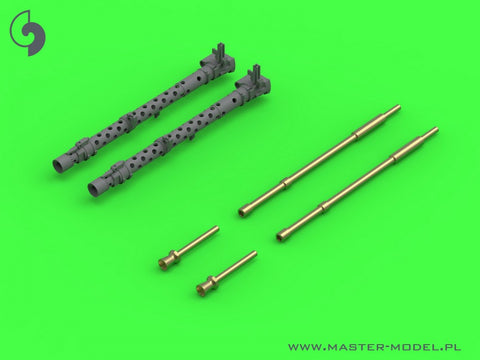 MASTER GM-35-049 1/35 MG-34 (7.92mm) - German machine gun barrels - version with drilled cooling jacket - used by infantry and on early tanks (2pcs)
