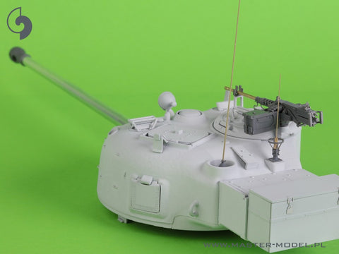 MASTER GM-35-063 1/35 Browning M2HB .50 cal (12,7mm) - machine gun on tank mount - WWII version (early M23 cradle with early tray)