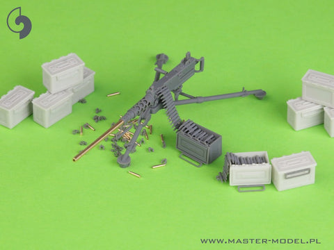 MASTER GM-35-064 1/35 Browning M2HB .50 cal (12,7mm) - machine gun on M3 tripod - WWII version (with M2 ammo can)