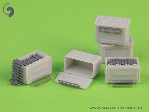 MASTER GM-35-067 1/35 M2 ammunition cans for Browning M2 .50 cal machine gun - WWII version (6 pcs) - OPENED