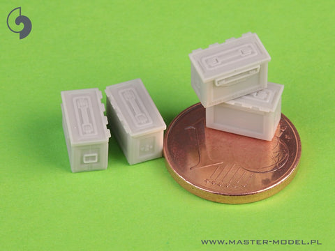 MASTER GM-35-068 1/35 M2 ammunition cans for Browning M2 .50 cal machine gun - WWII version (6 pcs) - CLOSED