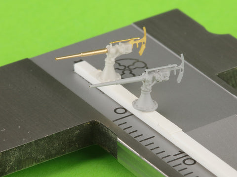 MASTER SM-350-114 1/350 SMS Emden - 5,2 cm SK L/55 guns - (resin, PE and turned parts) - (8pcs)