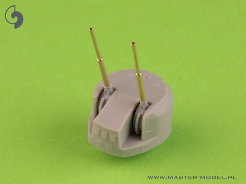 MASTER SM-350-119 1/350 HMS Naiad armament barrels - 5,25in (10pcs), 40mm POM-POM (8pcs), Vickers .50cal (8pcs) and Hotchkiss saluting gun (for Trumpeter kit)