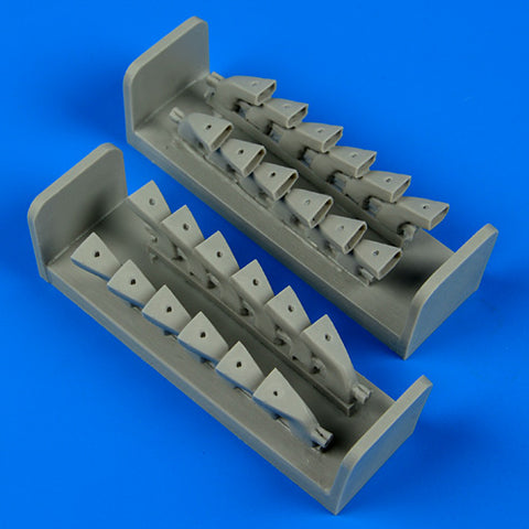 Quick Boost 32 146 1/32 Heinkel He 111 H-1/3/6/8 exhaust(For REVELL)