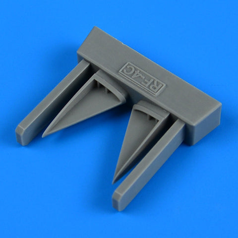 Quick Boost 32 267 1/32 RF-4C Phantom II vercital tail air inlet(For REVELL)