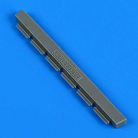 Quick Boost 32 273 1/32 F/A-18 A/B/C/D APX-IFF antenna